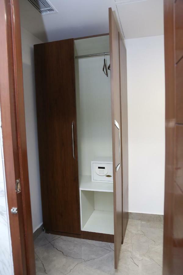 Hotel Ak Suites Patiala Ngoại thất bức ảnh